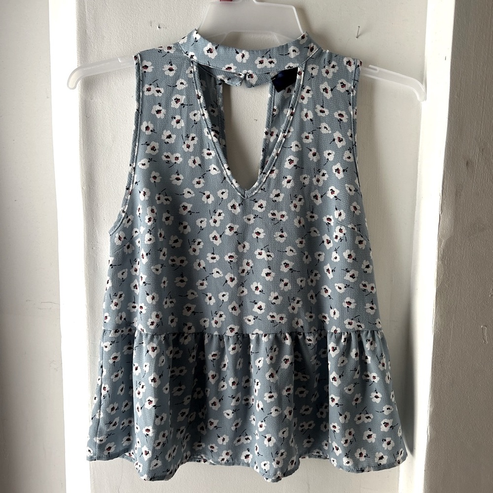 Light blue floral tank top